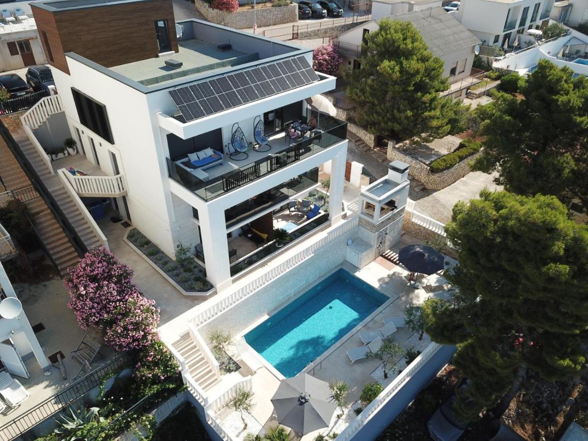 Luxury Beachfront Villa Carlisa Čiovo Exterior foto