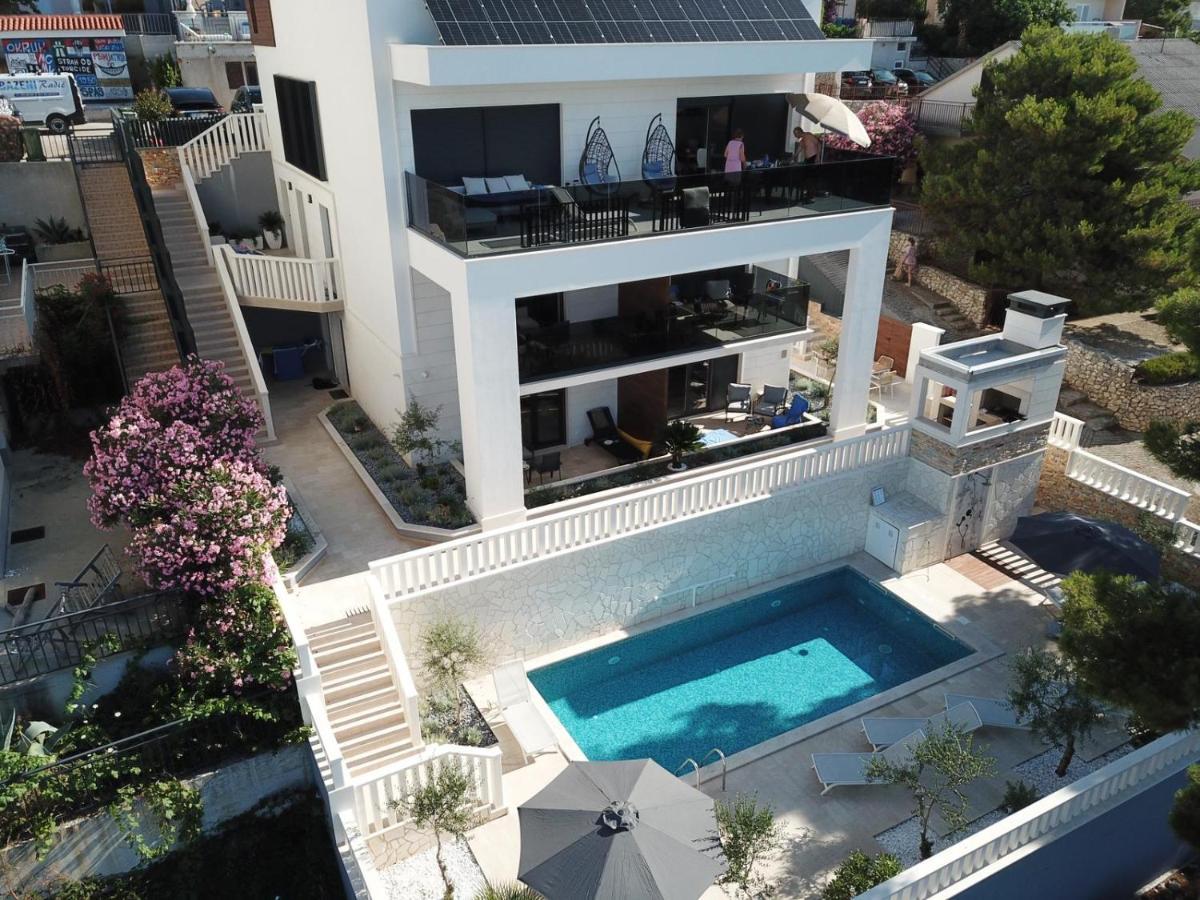 Luxury Beachfront Villa Carlisa Čiovo Exterior foto